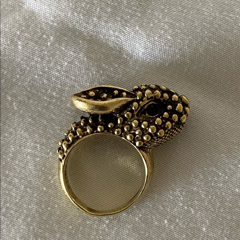 Alkemie Jewelry- Rabbit Ring - Picture 2 of 5